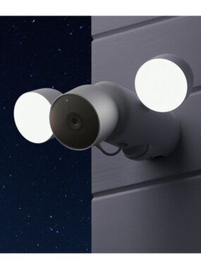 Google Nest Cam Wired Outdoor Security Camera with Floodlight 🇨🇦